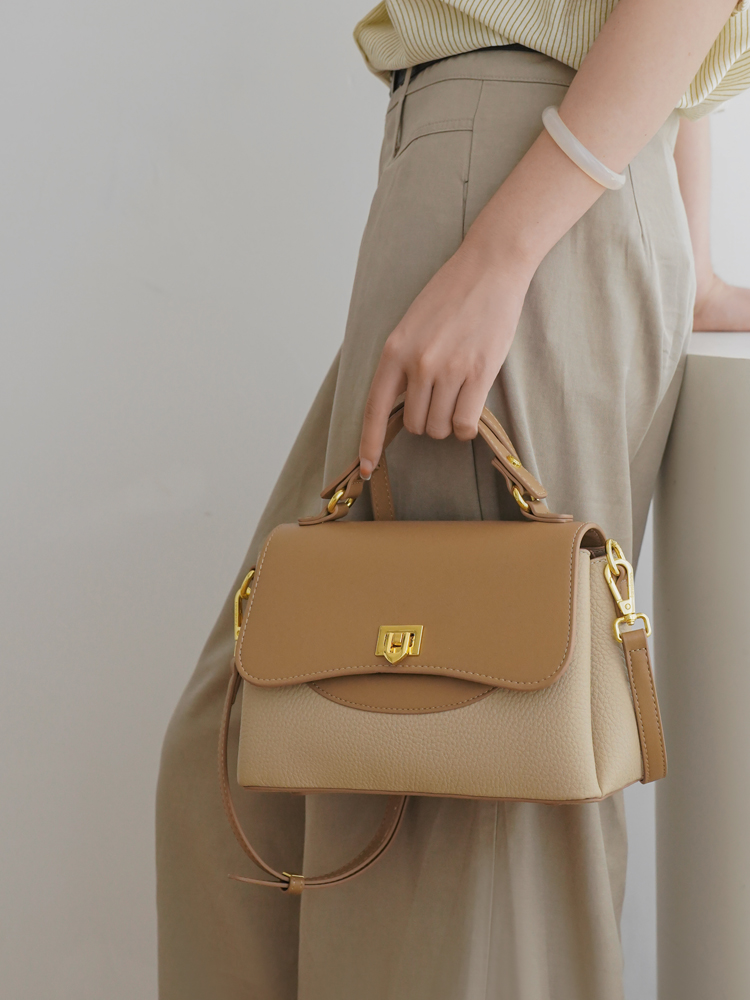 Borsa a Tracolla in Morbida Pe - Women'S Young Bags recensione e prezzo