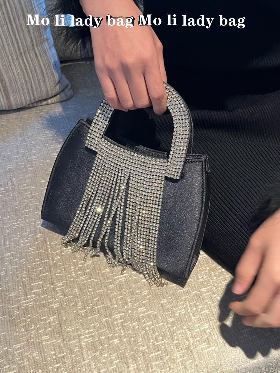 Borsa a tracolla in seta con n - Women'S Young Bags recensione e prezzo