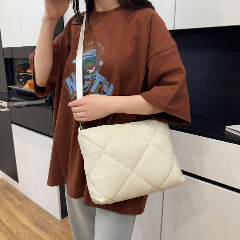 Nuova borsa fitness da donna v - Women'S Kipling Bags recensione e prezzo