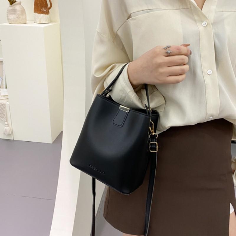 Borsa da donna in pelle PU bor - Women Bags Zara recensione e prezzo