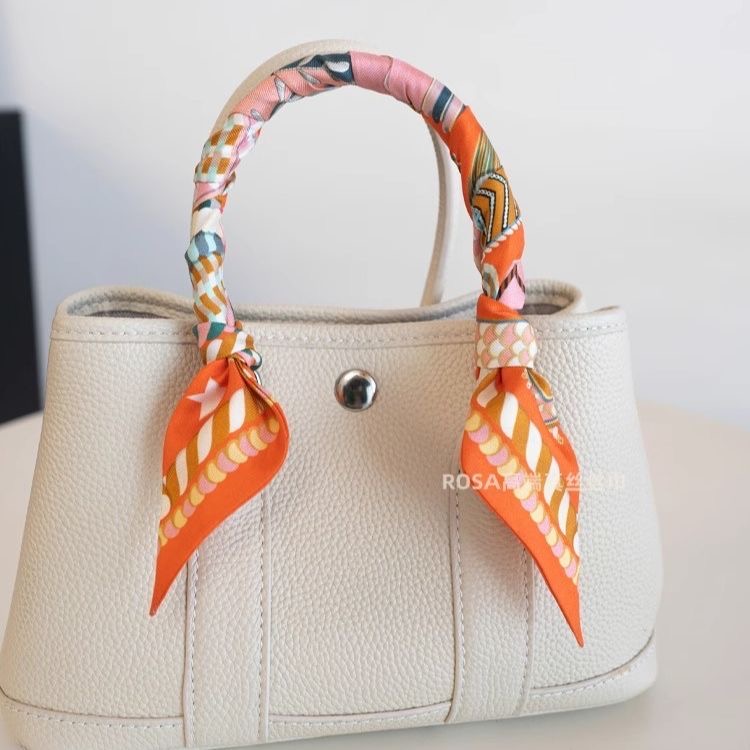 Sciarpa lunga di lusso con des - Women Bags Hermes recensione e prezzo